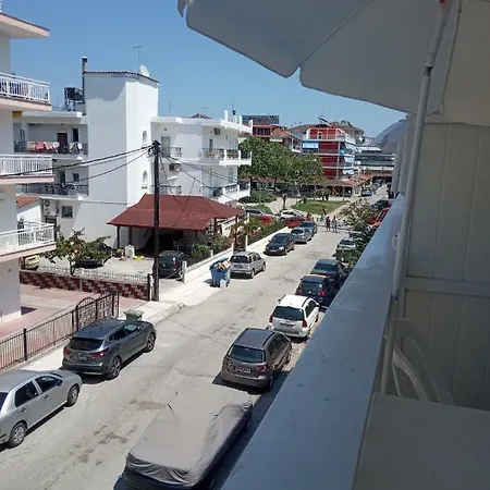 Sakis Guest house